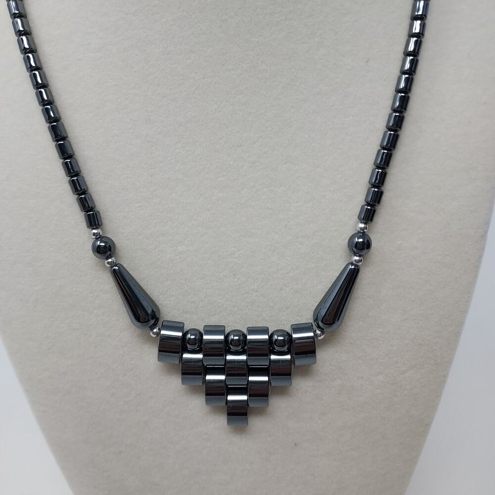 Solid Hematite Bead Necklace Fan Pendant Necklace 18"